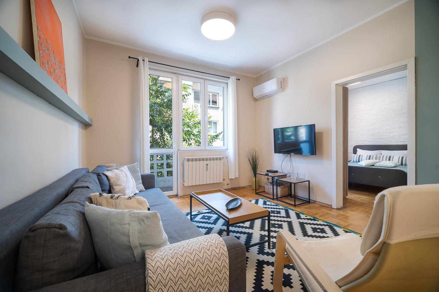 Cozy 1 Bdrm, Top Center, Solunska Near Vitoshka Street Sofia Esterno foto